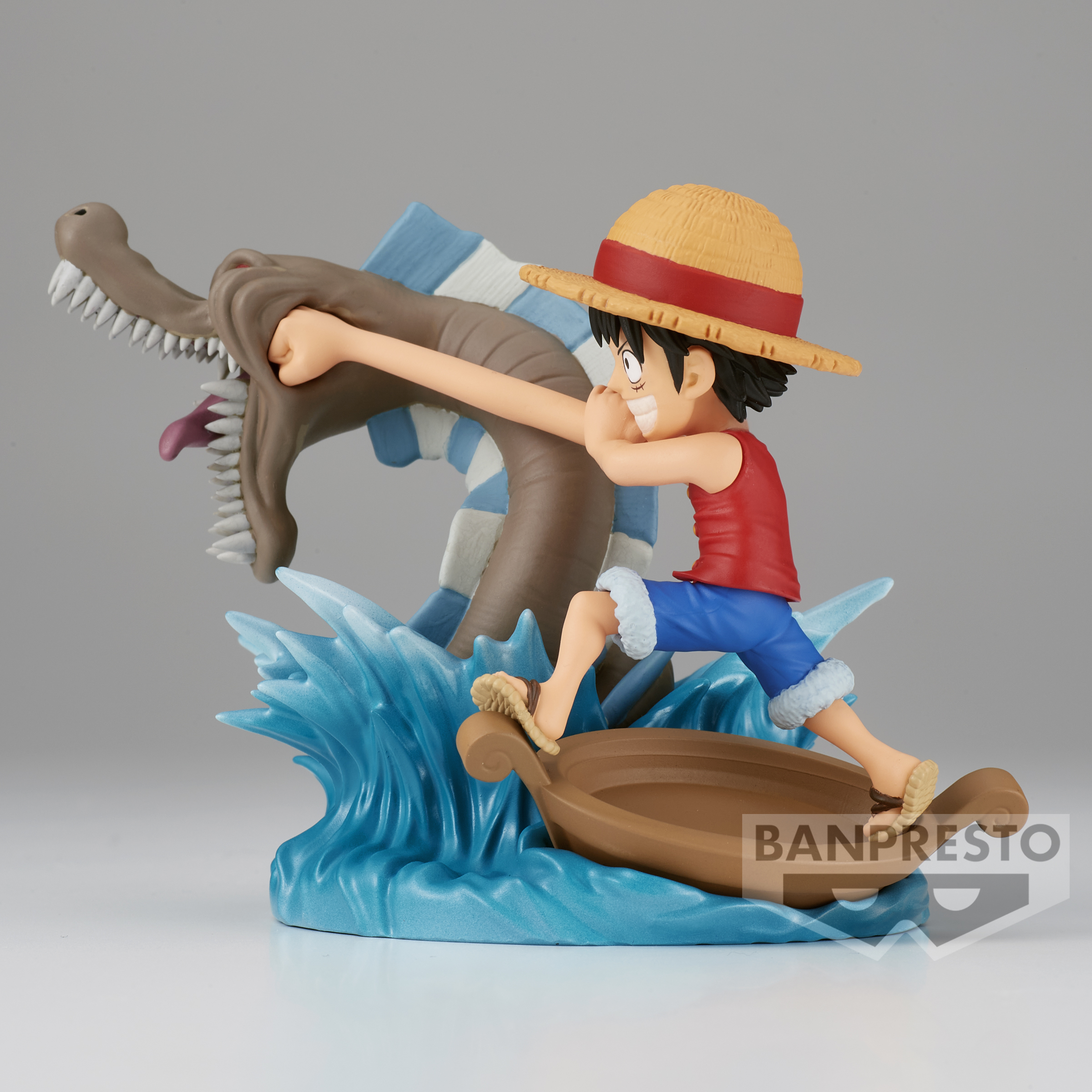 One Piece - Monkey D. Luffy vs. The Local Sea Monster World Collectable Figure image count 2